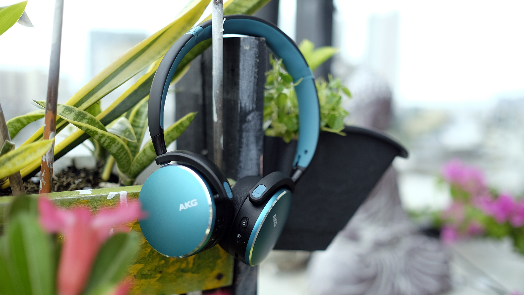 akg-y500-03.jpg