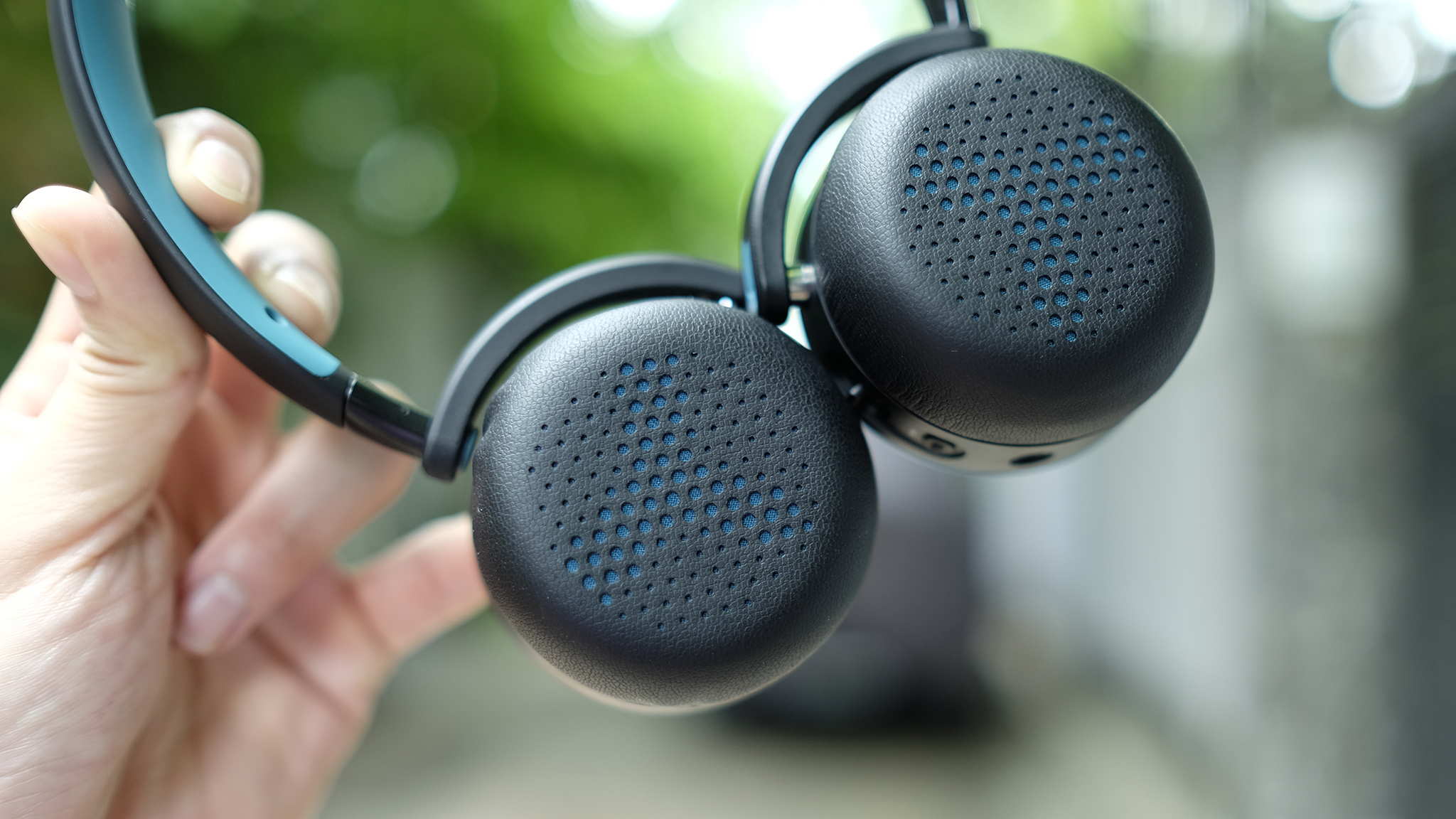 akg-y500-05.jpg