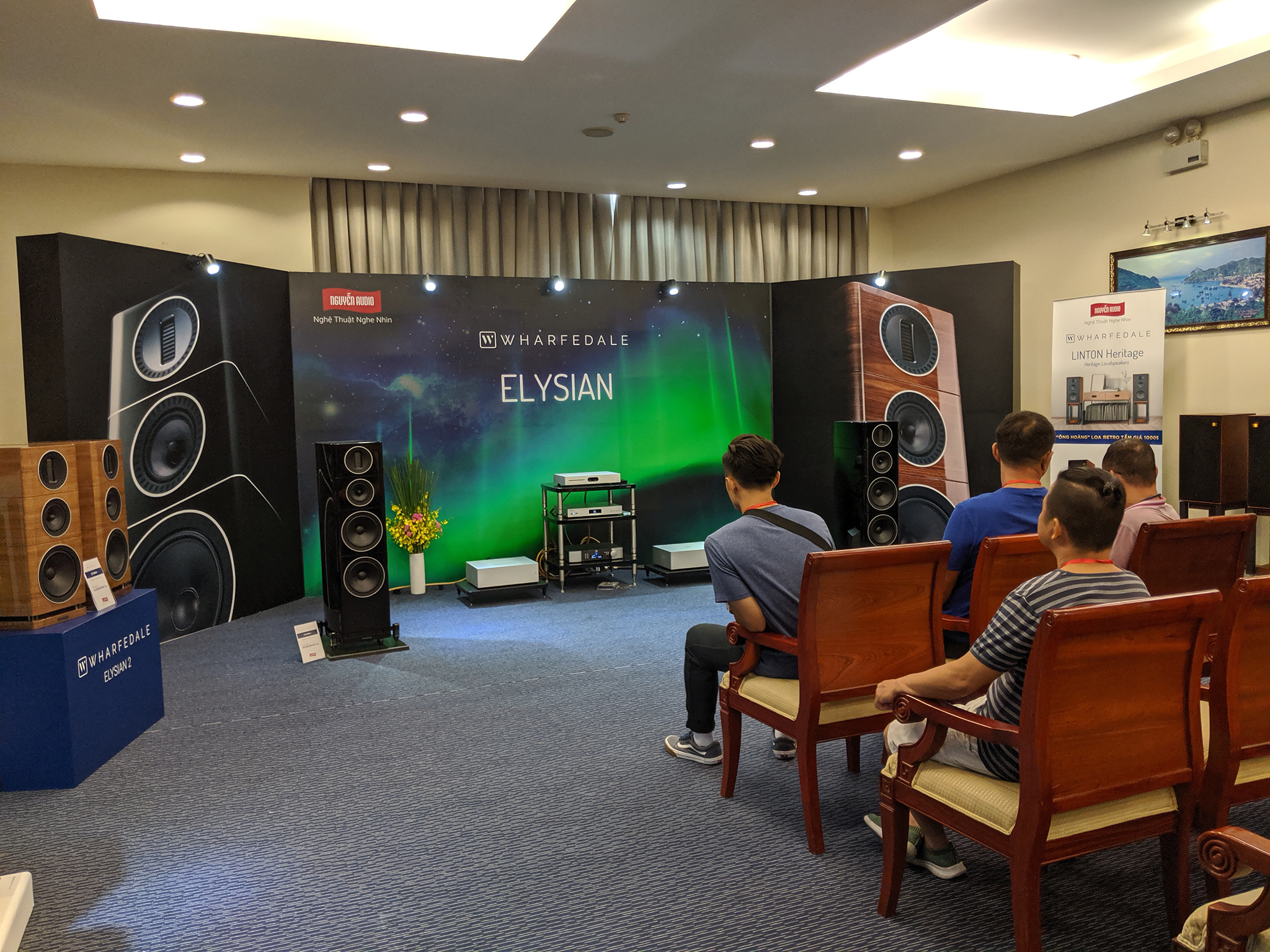 avshow-2019-05.jpg