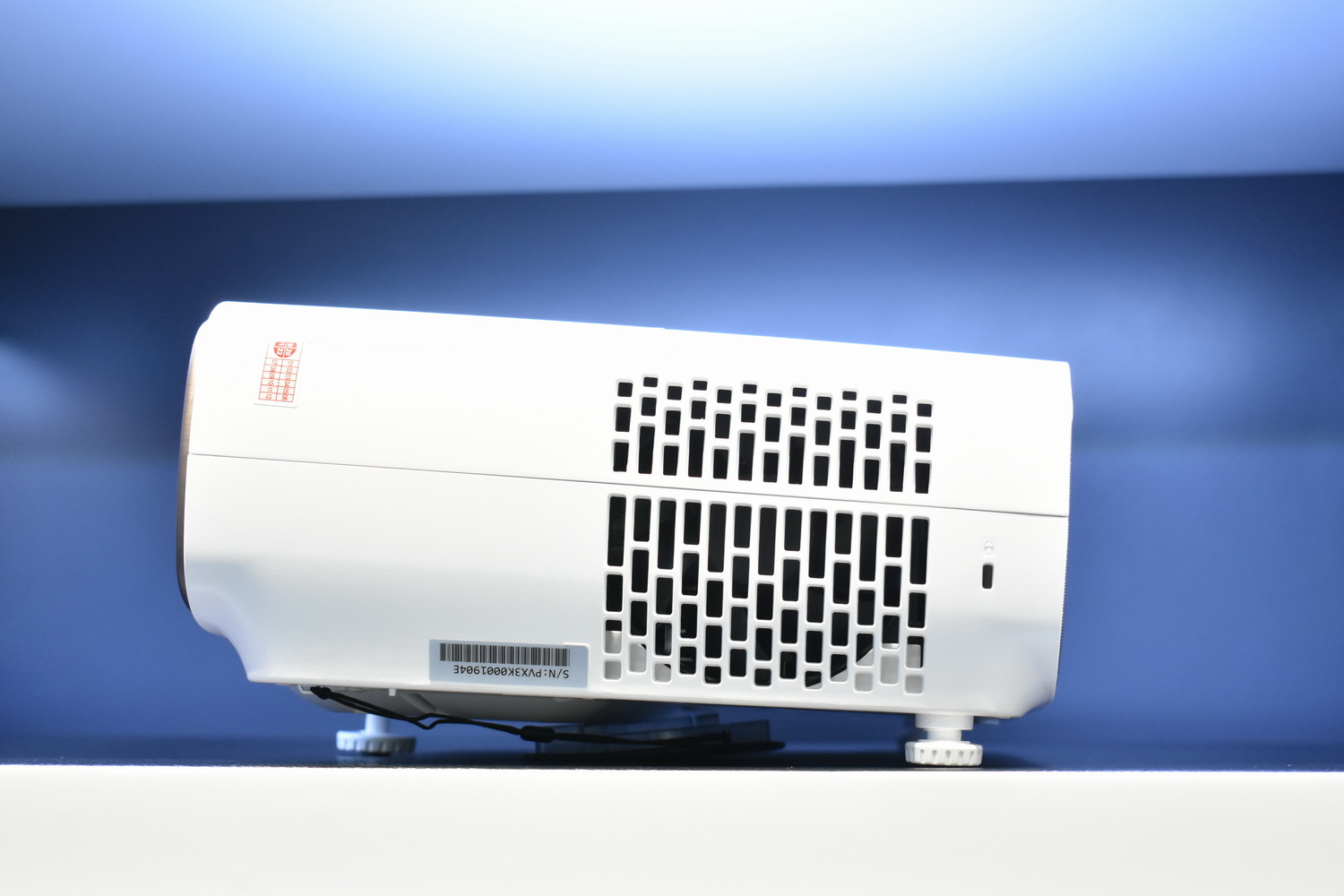 benq-w2700-03.JPG