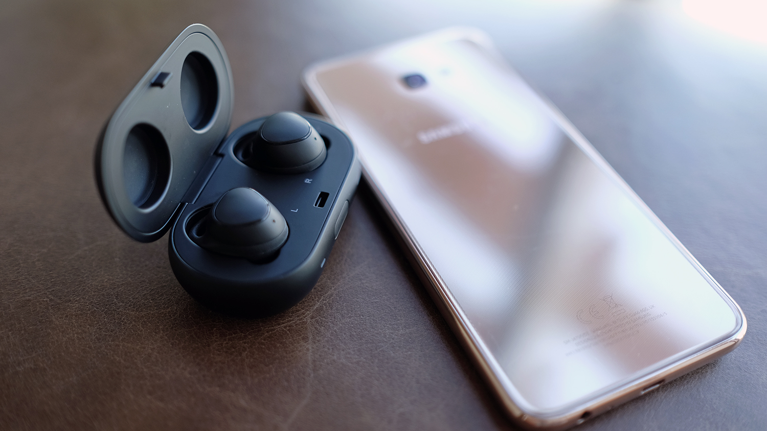 gear-iconx-2018-00.jpg