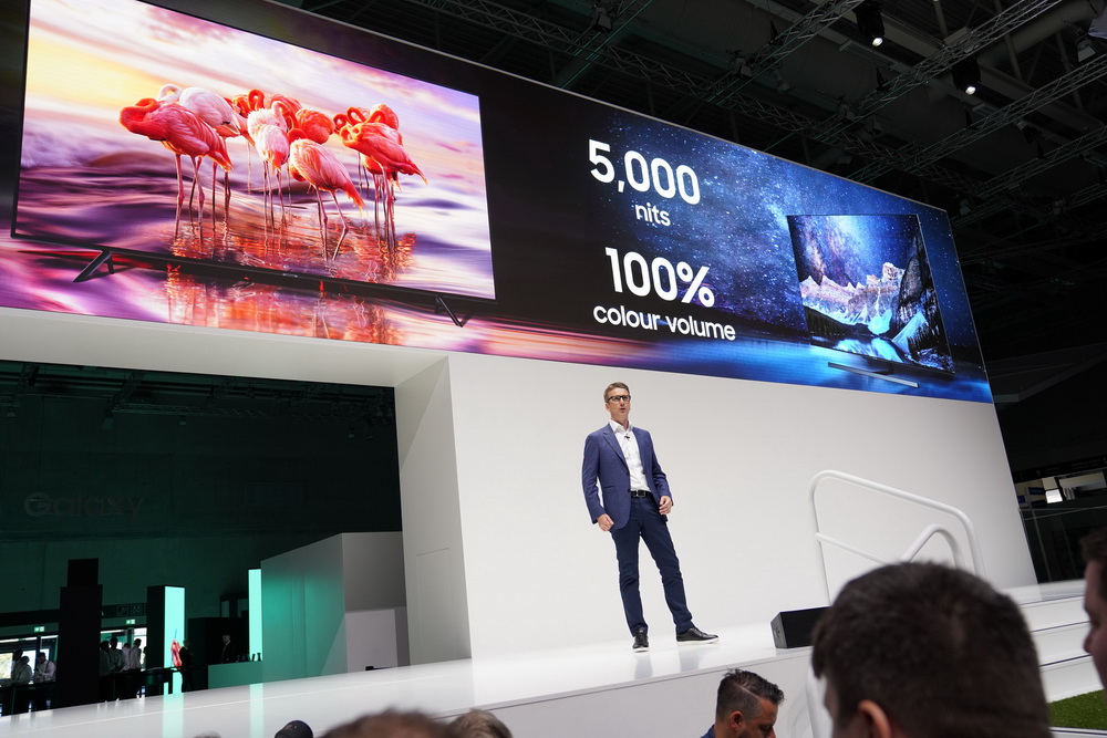 IFA-2019-Samsung-Display-Tech-8KA-INTIATIVE-03.JPG