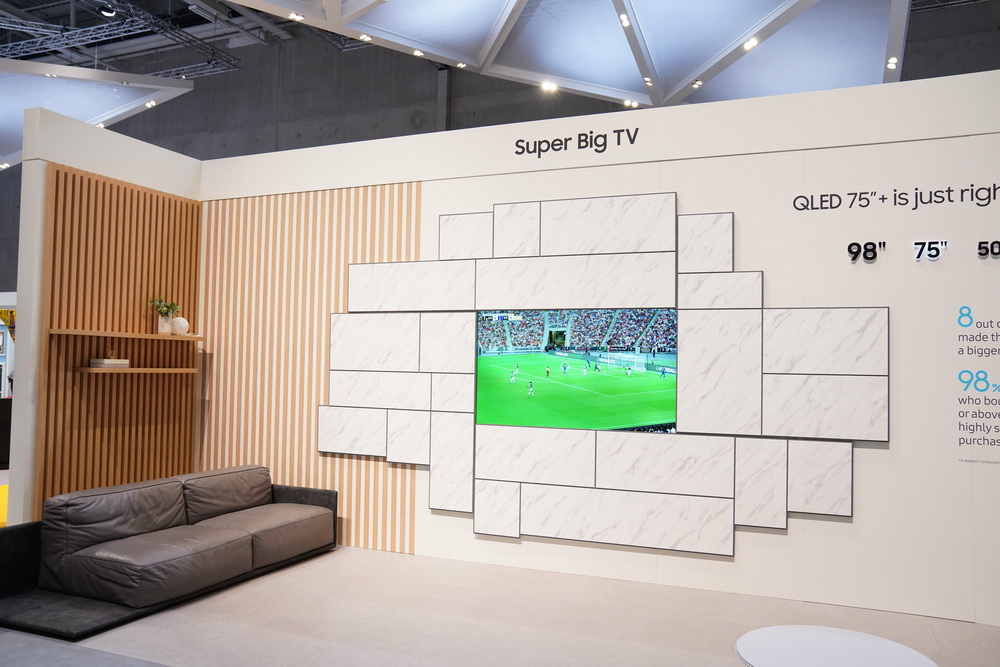 IFA-2019-Samsung-Display-Tech-QLED-8K-01.JPG