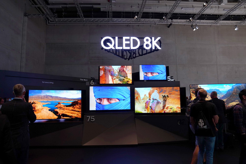 IFA-2019-Samsung-QLED-8K-55-inch-02.JPG