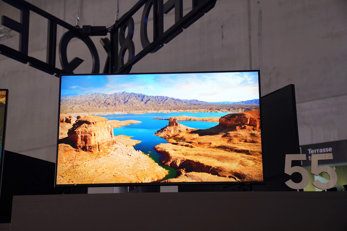 IFA-2019-Samsung-QLED-8K-55-inch-03.JPG