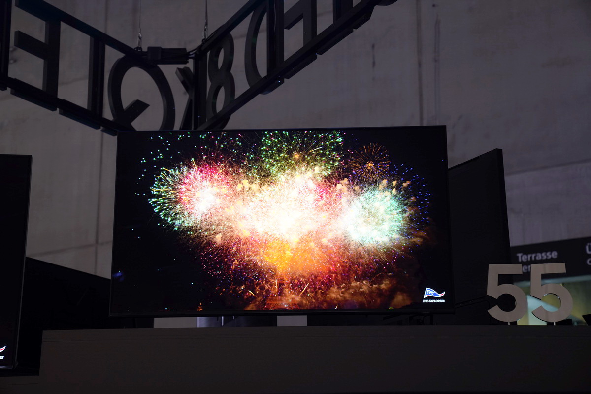IFA-2019-Samsung-QLED-8K-55-inch-PHOTO-01.JPG