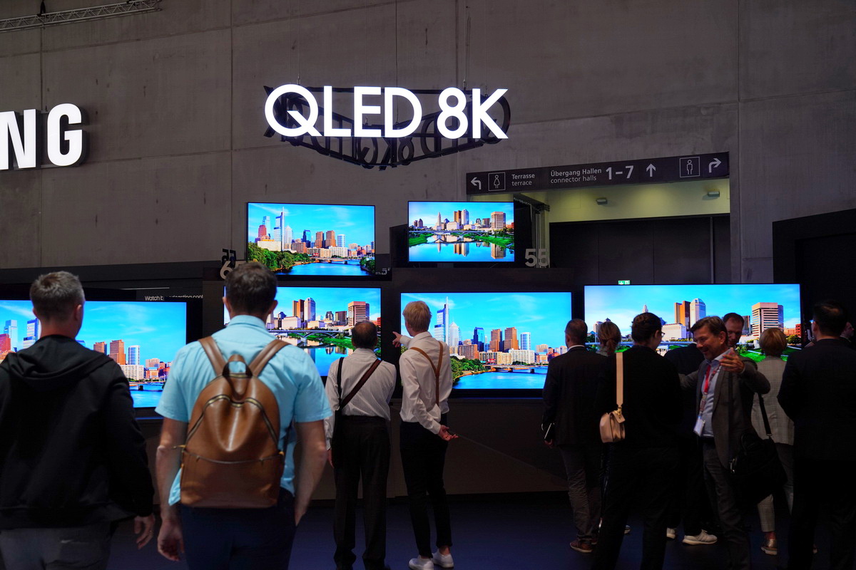 IFA-2019-Samsung-QLED-8K-55-inch-PHOTO-03.JPG
