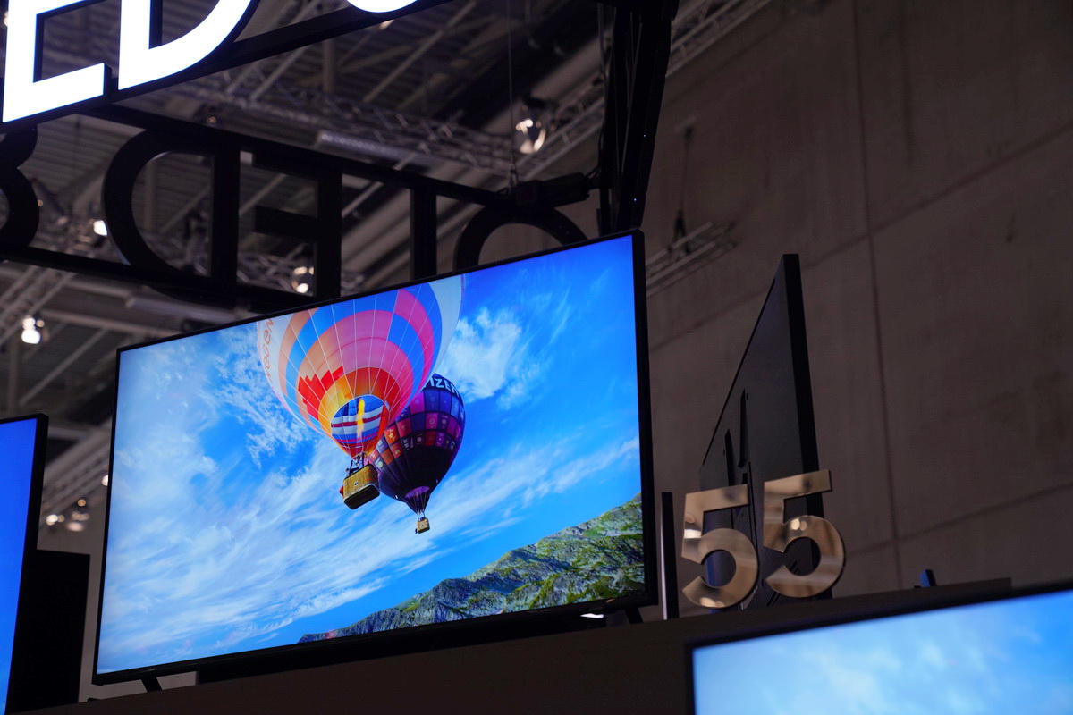 IFA-2019-Samsung-QLED-8K-55-inch-PHOTO-07.JPG