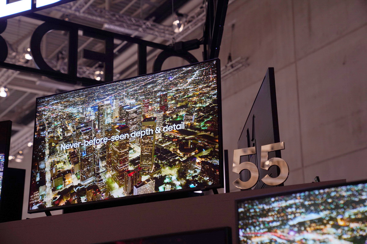 IFA-2019-Samsung-QLED-8K-55-inch-PHOTO-10.JPG