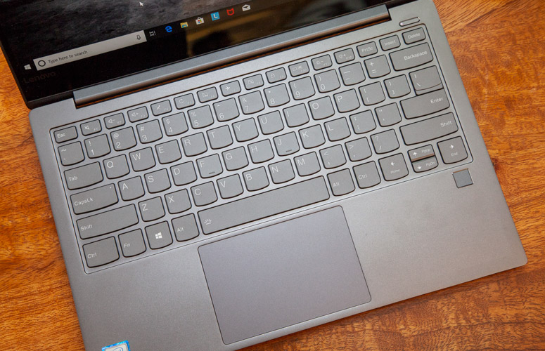 lenovo-yoga-s730-13-gallery-09.jpg