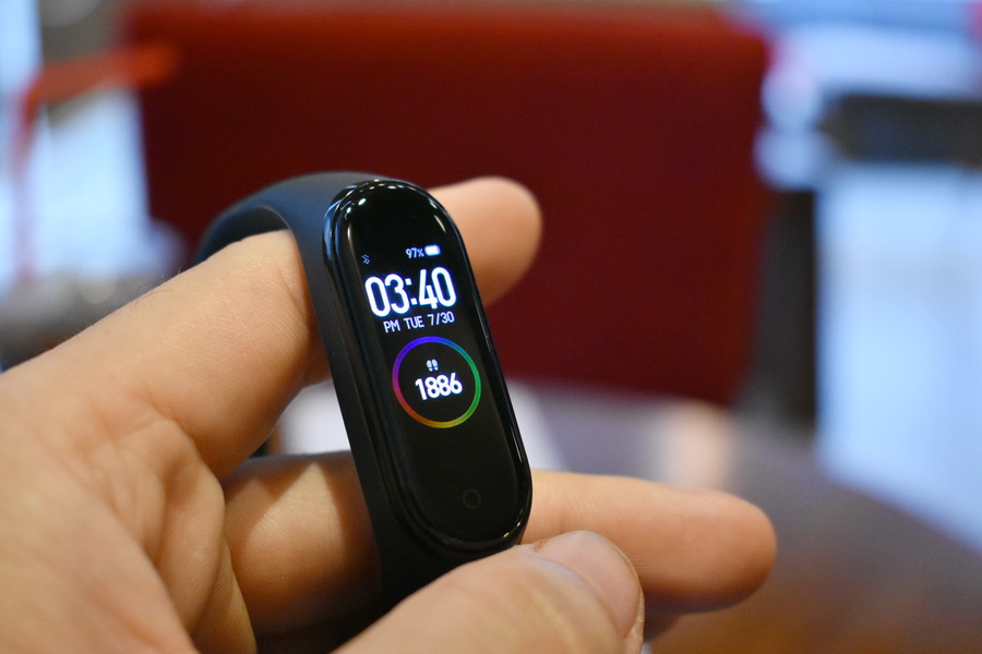 mi-band-4-01.JPG