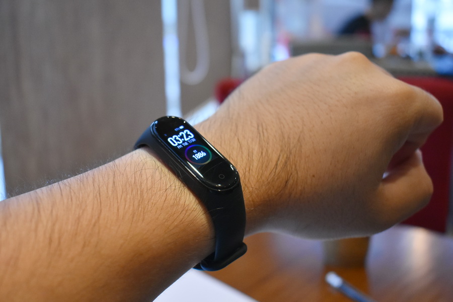 mi-band-4-02.JPG