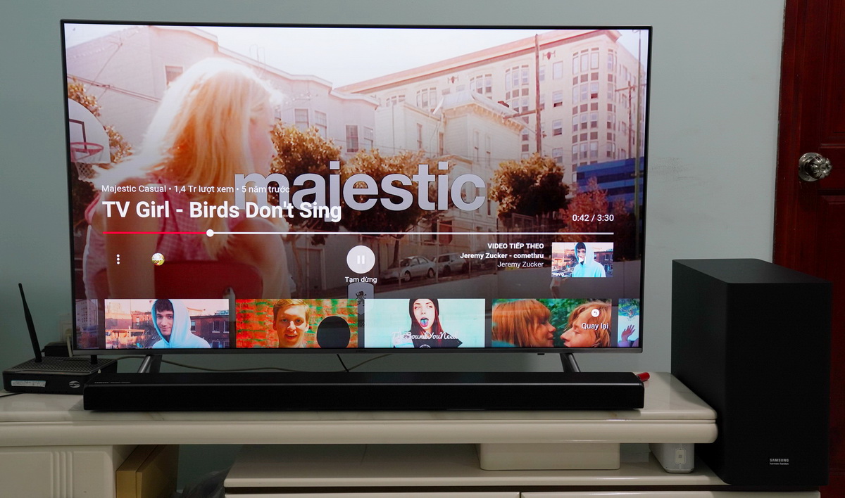Samsung-HW-Q70R-Soundbar-07.JPG