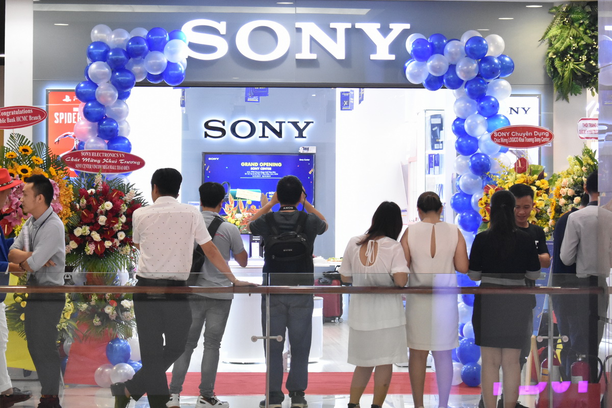 Sony-Center-Vincom-Mega-Mall-Thao-Dien-04.JPG