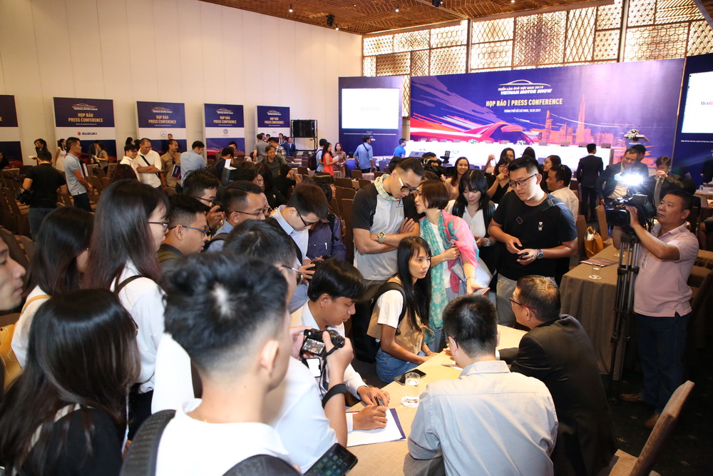Vietnam-Motor-Show-2019-Press-Conference-03.JPG