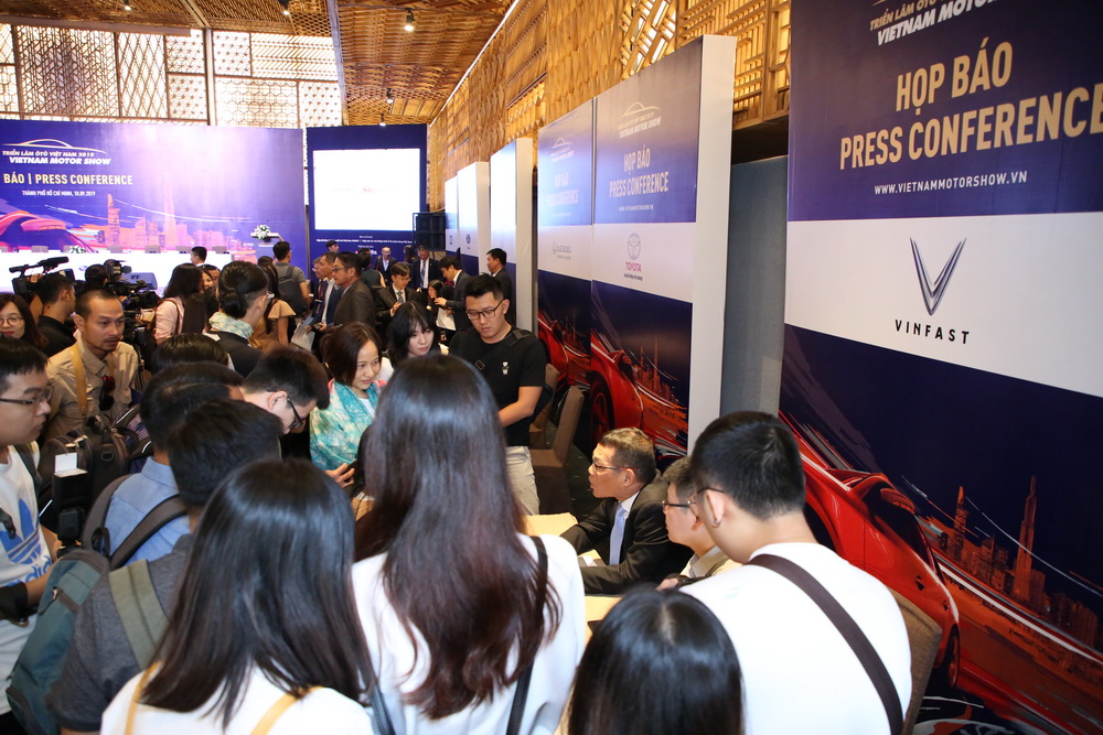 Vietnam-Motor-Show-2019-Press-Conference-09.JPG