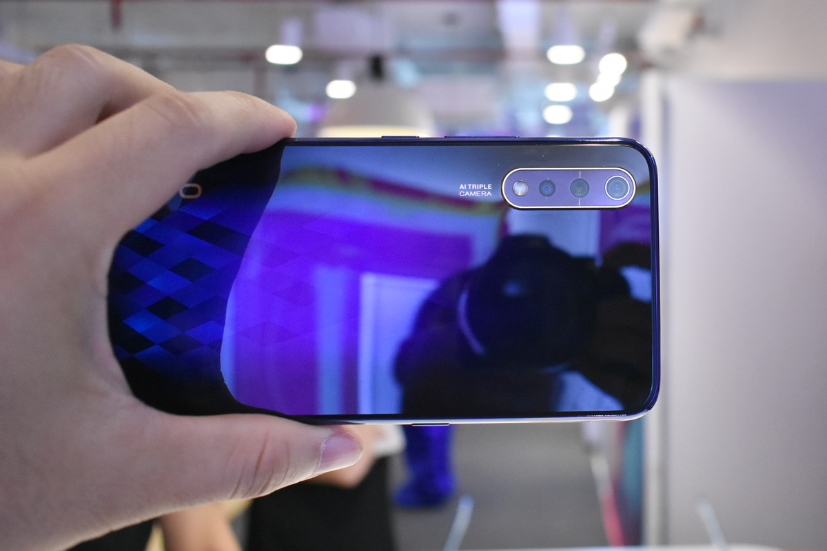vivo-S1-back-horizontal.JPG