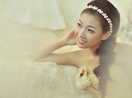 bich-khanh-hoa-khoi-miss-ngoi-sao-2012-giaoduc.net.vn (7).jpg